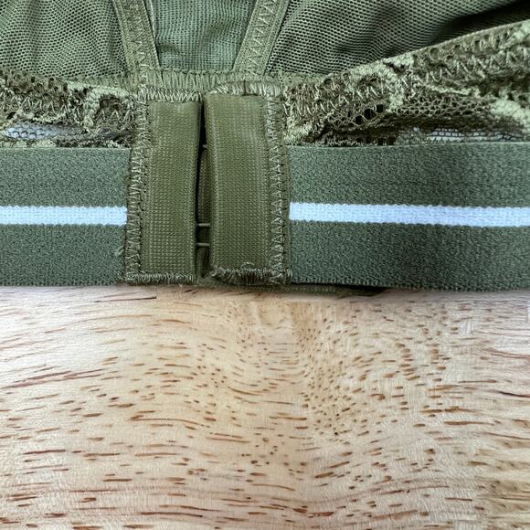 Colsie Women's Lace Olive Green Lace Halter Bralette - XS - NWT - Picture 5 of 6
